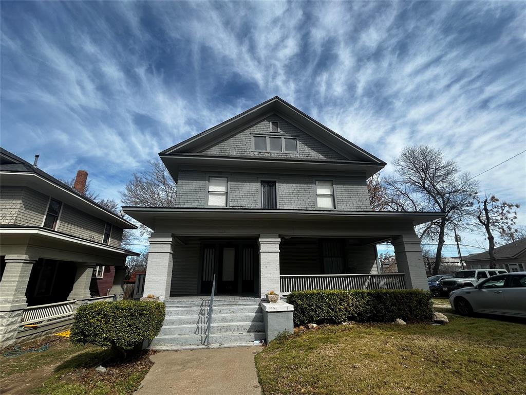1630 Mistletoe Boulevard Property Photo