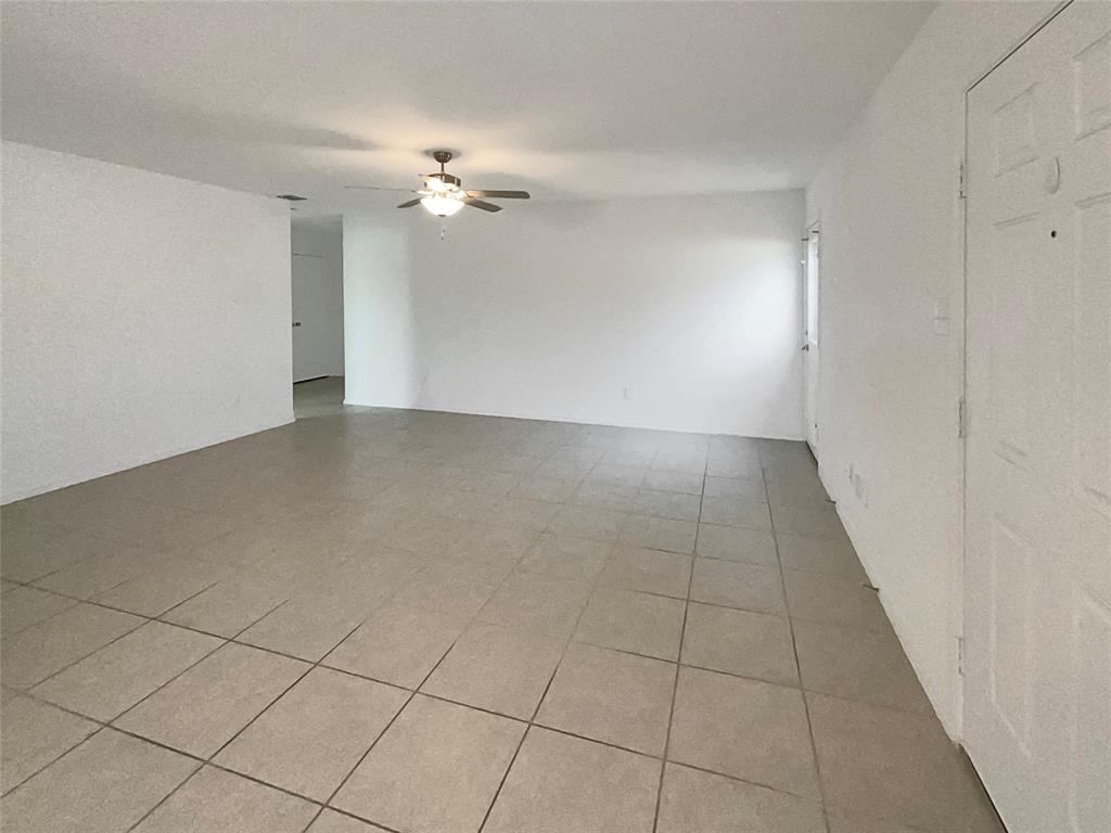 2987 Wallace Wells Court Property Photo 11