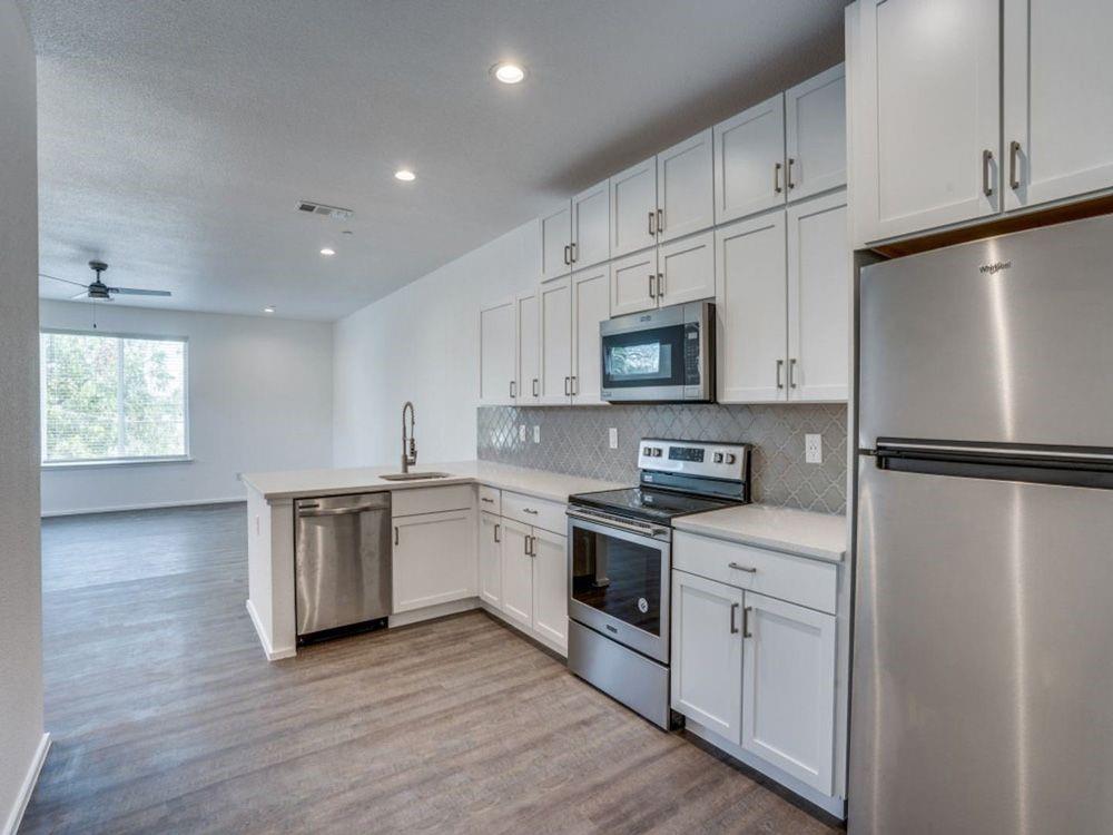 3275 Dallas Street Property Photo