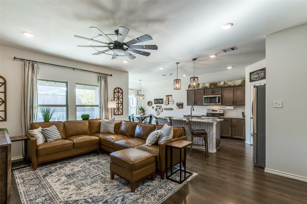 6208 Bracken Drive Property Photo 1