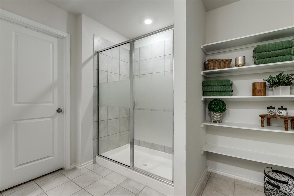 6208 Bracken Drive Property Photo 19