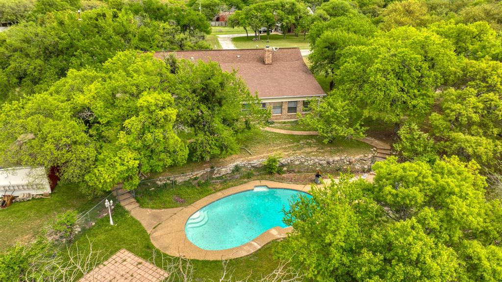 608 Knights Bridge Road Property Photo 1