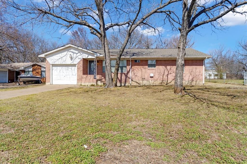 1701 E Hilton Street Property Photo