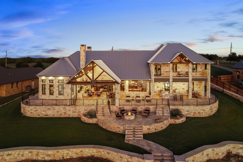 1025 Pecan Ridge Property Photo