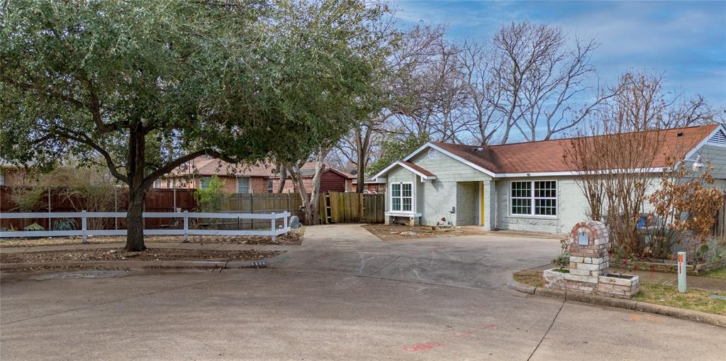 6808 Umphress Court Property Photo