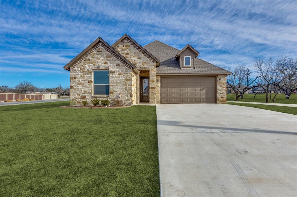 648 Half Moon Way Property Photo