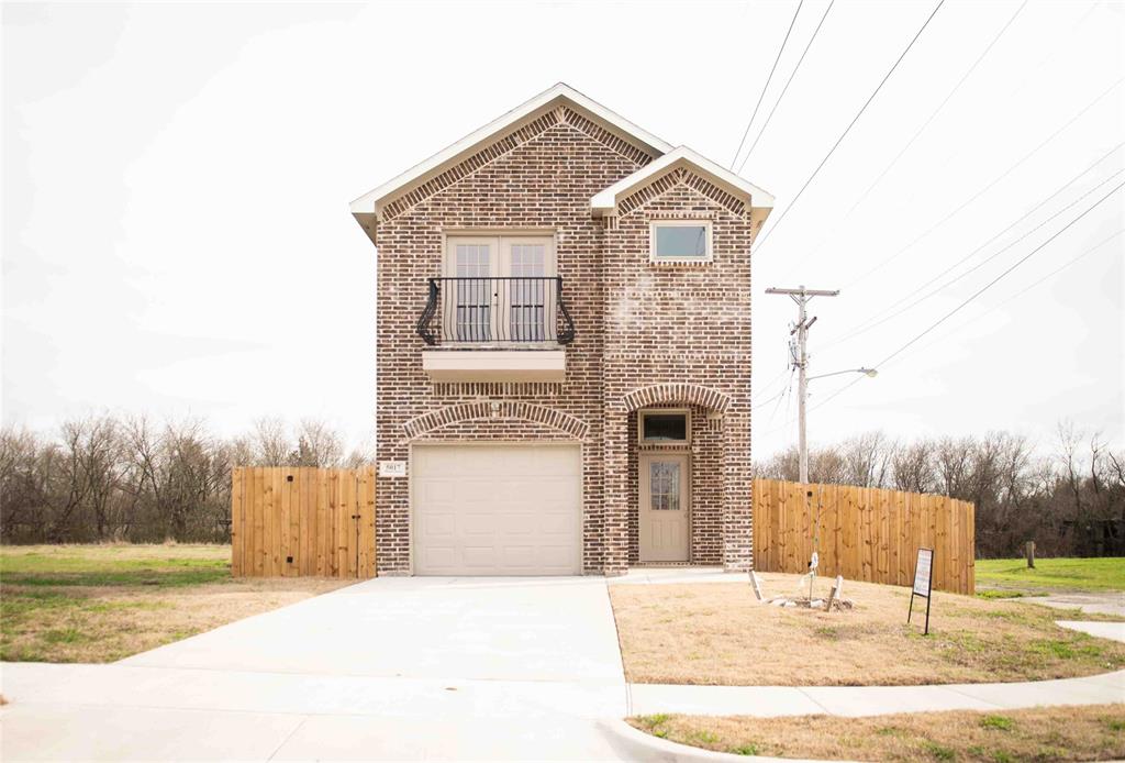 5017 Pickett Street Property Photo
