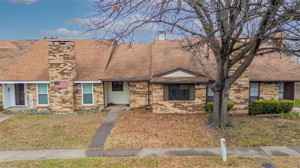 1951 Abshire Lane Property Photo
