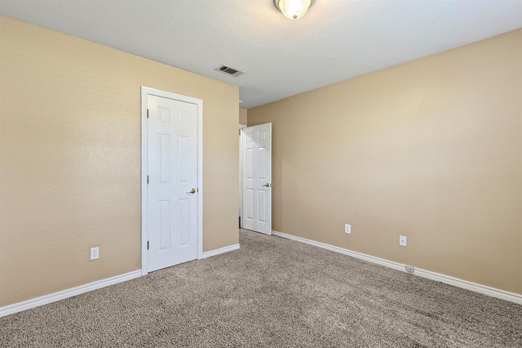 1805 Walnut Street Property Photo 17