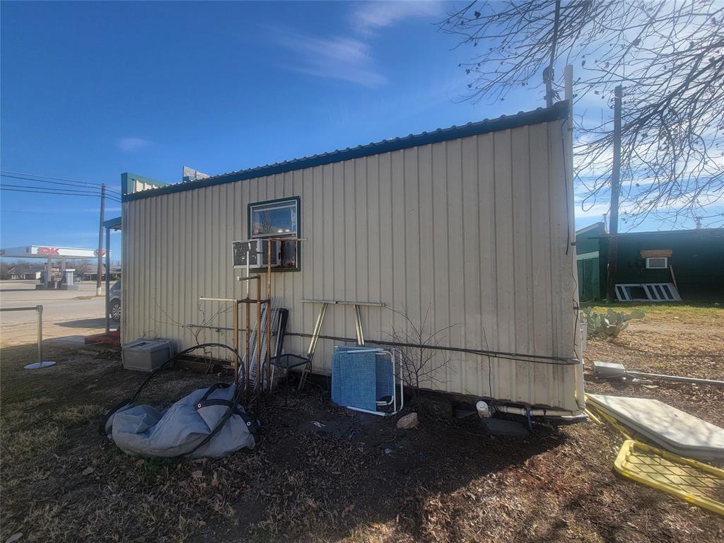 1041 Fourth Property Photo 17