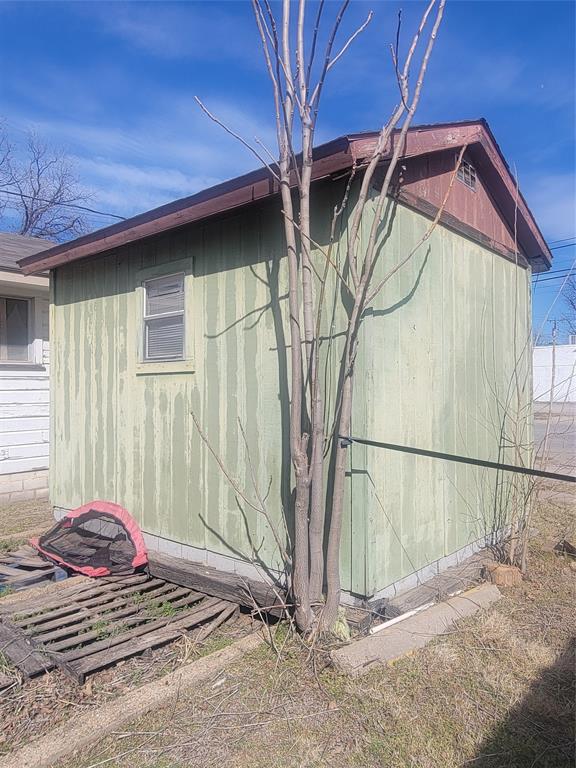 1041 Fourth Property Photo 20