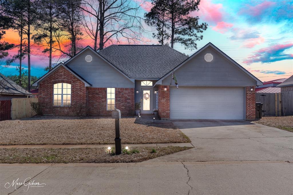 439 Cross Drive Property Photo