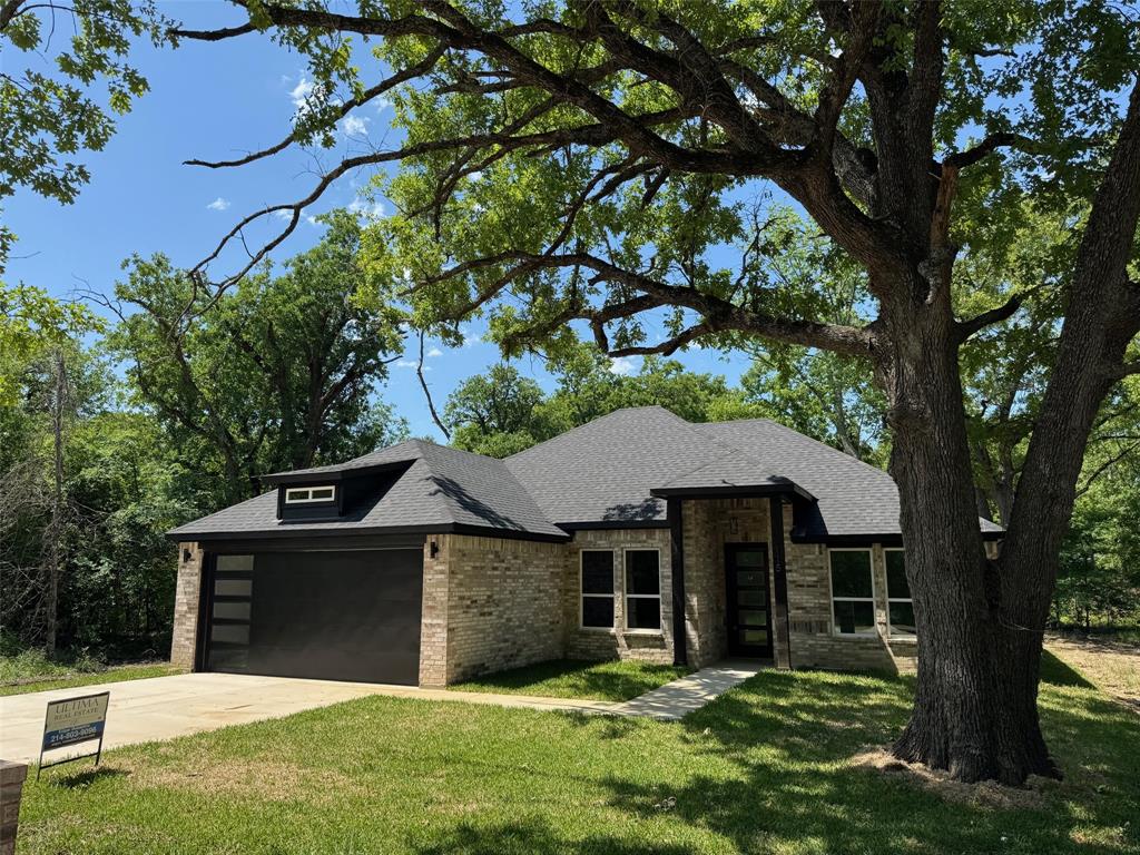 115 Driftwood Drive Property Photo