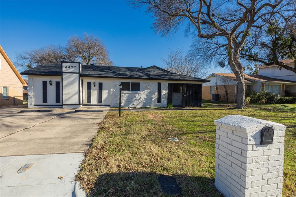 4475 Burke Road Property Photo