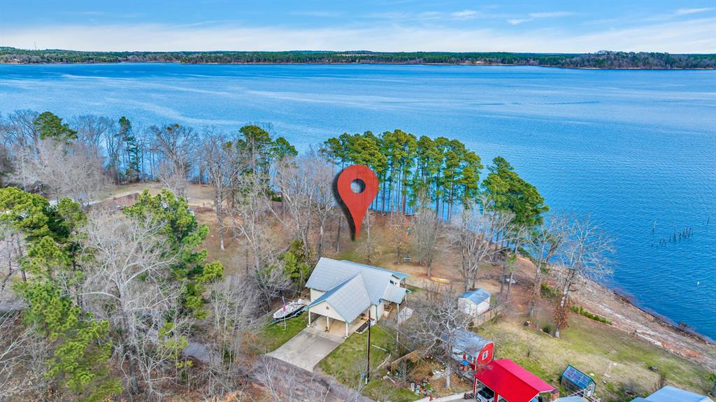 309 Beach Dr Property Photo