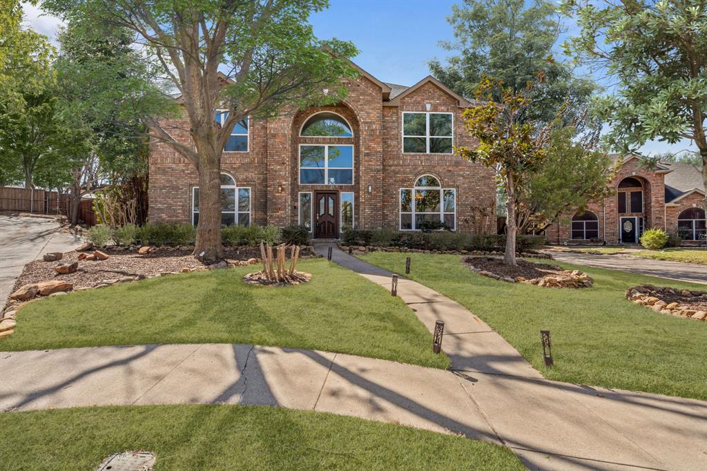 576 Edinburgh Lane Property Photo