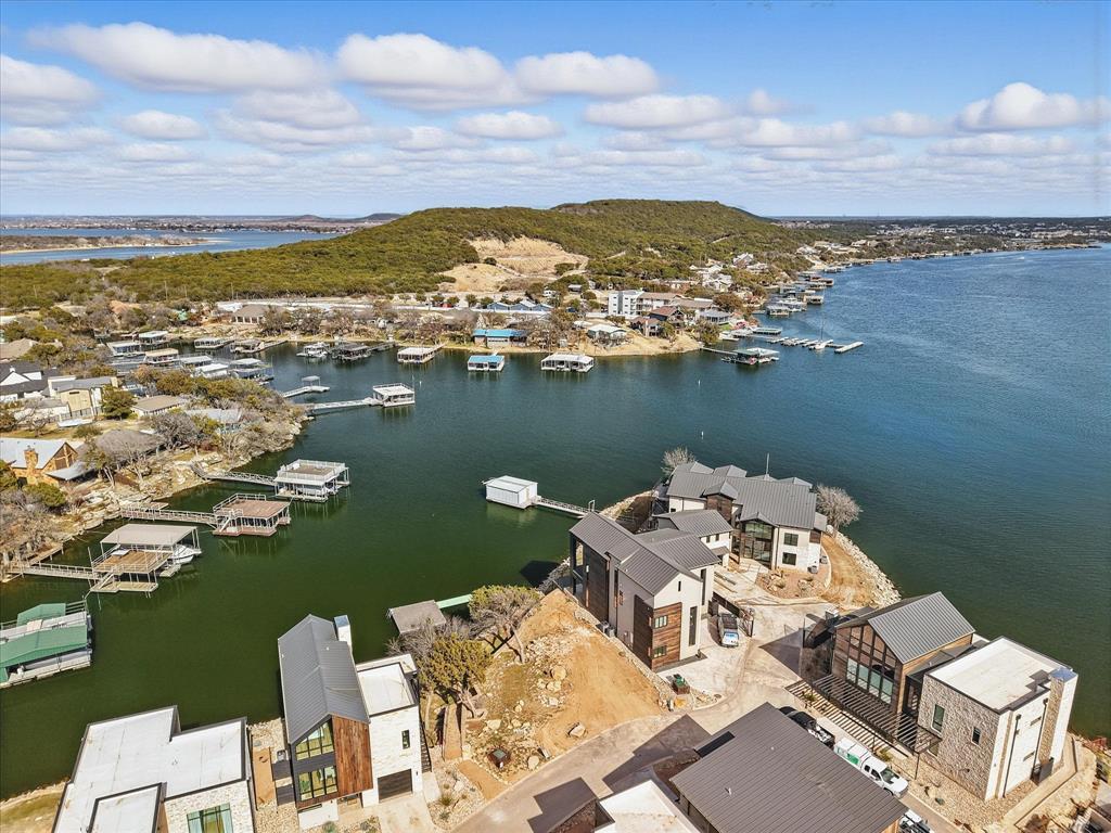 11 Breakwater Bend Property Photo