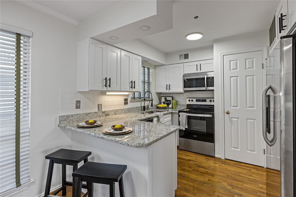 4303 Buena Vista Street Property Photo