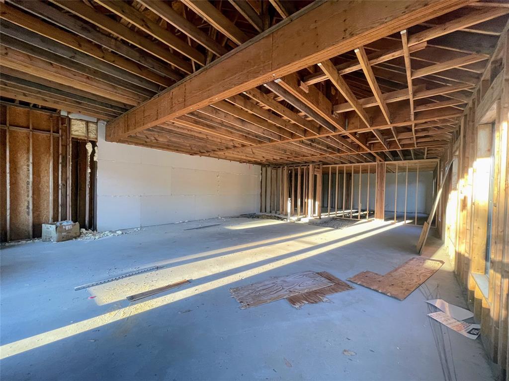 1511 W Mcdermott Drive Property Photo 12