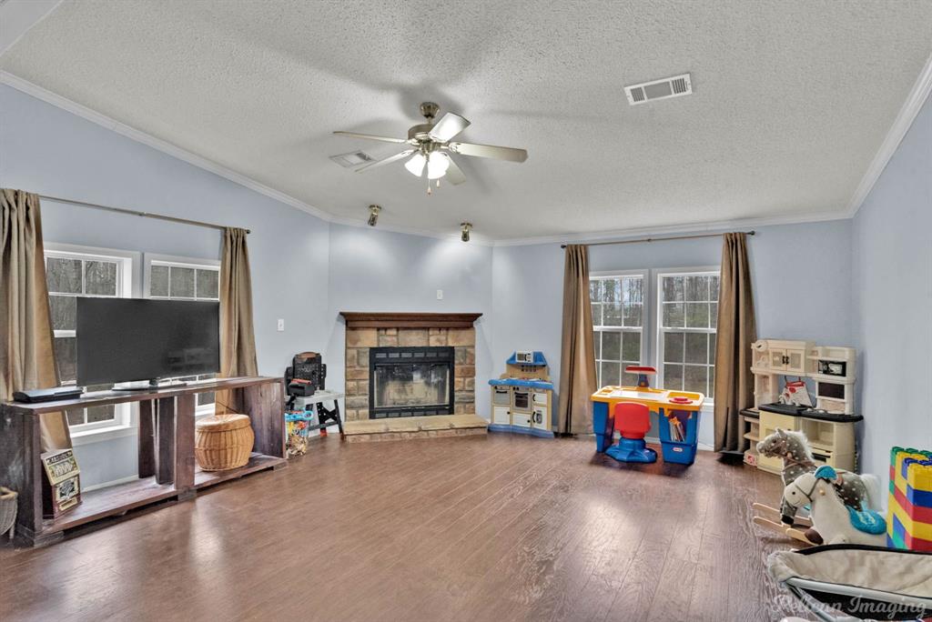 8182 Shirley Francis Road Property Photo