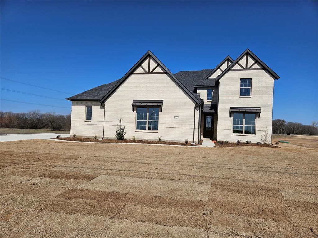 1623 W Farmington Road Property Photo
