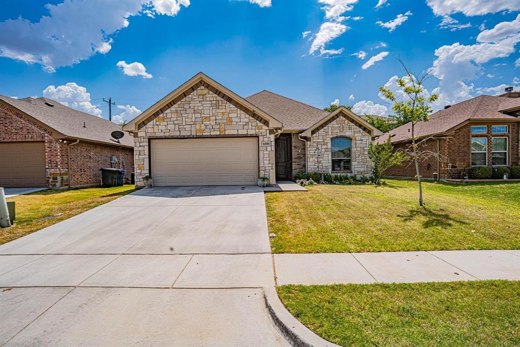 4300 Sapphire Lane Property Photo