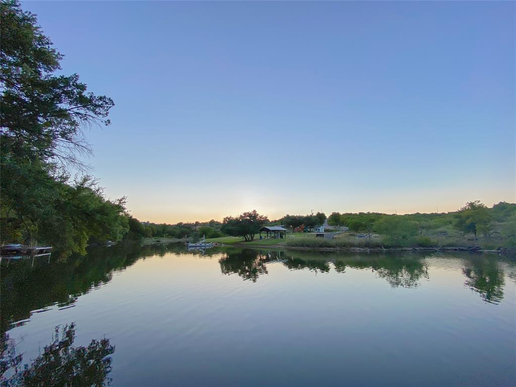 1127 Brackeen Drive Property Photo 1