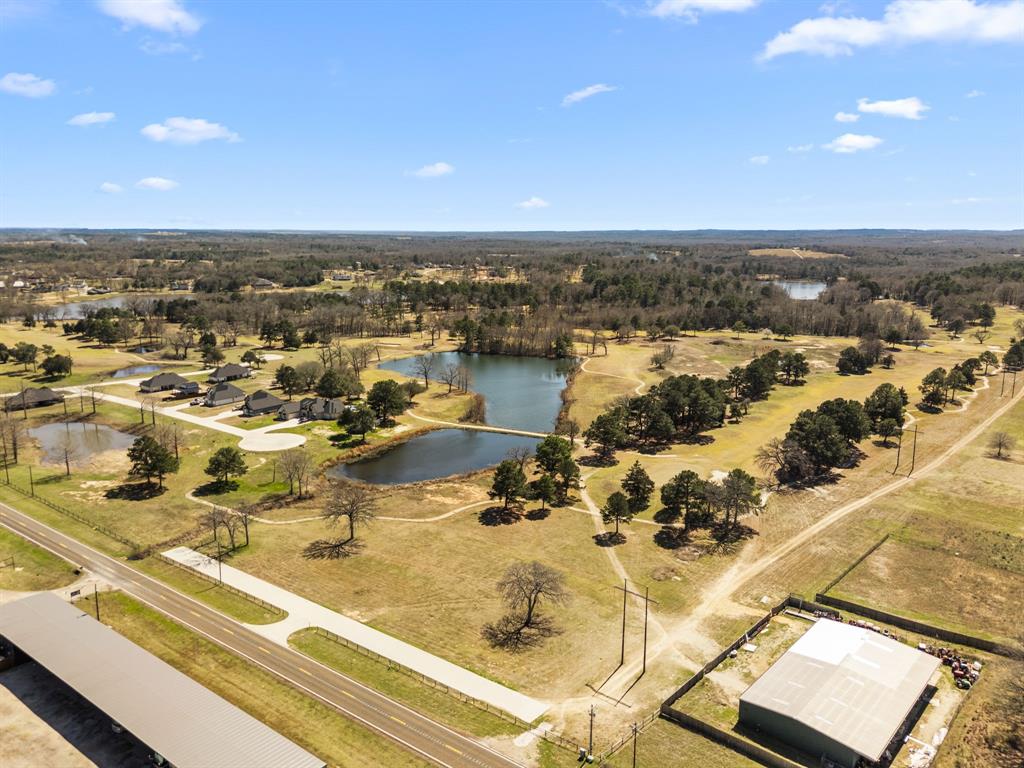22049 Fm 1995 Property Photo 17