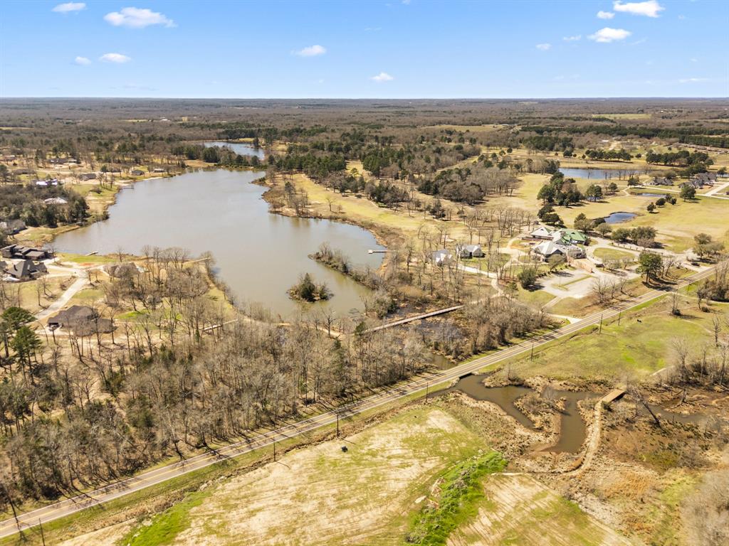 22049 Fm 1995 Property Photo 18