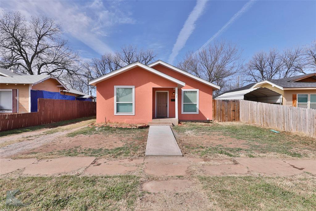 1350 Elm Street Property Photo