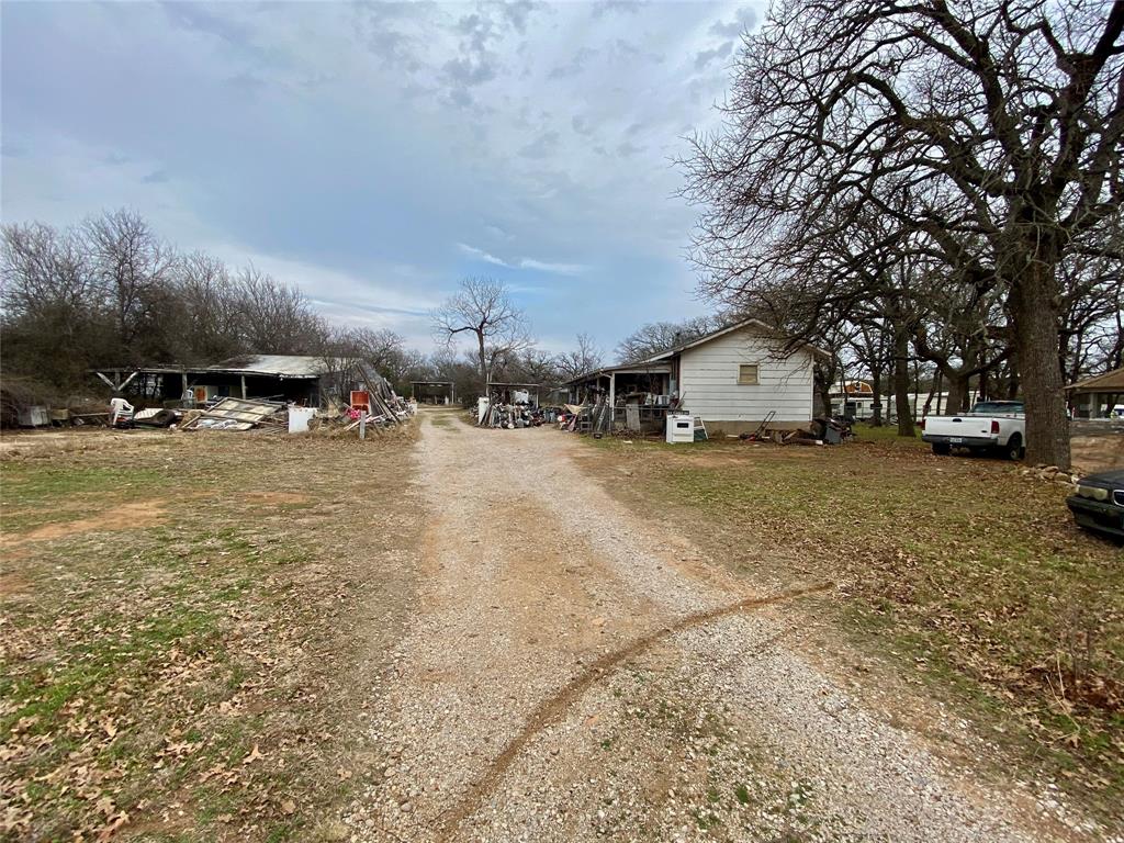 324 N Keller Road Property Photo