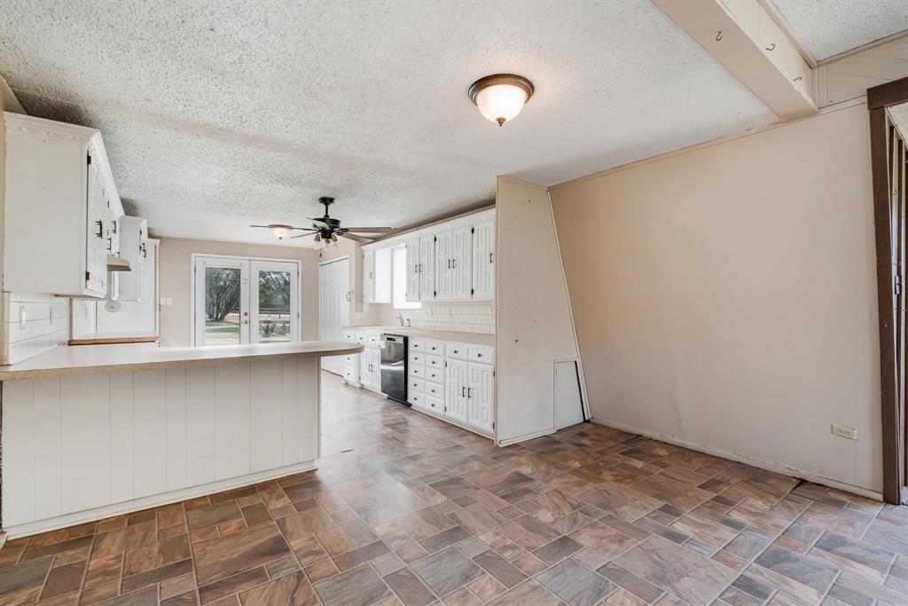 950 Maxwell Street Property Photo 7