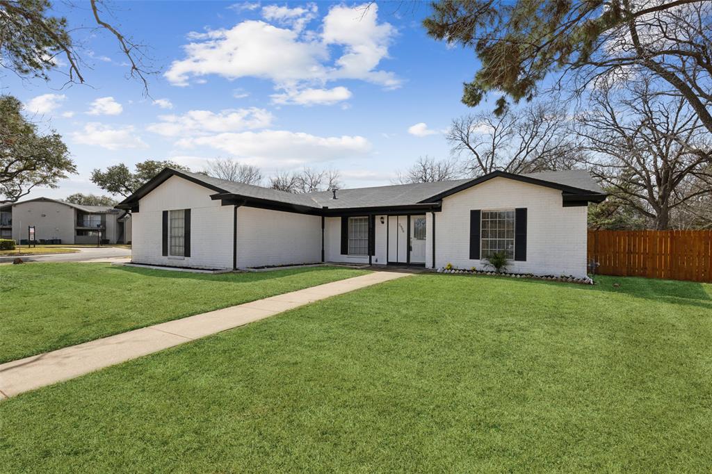 2900 Duff Drive Property Photo