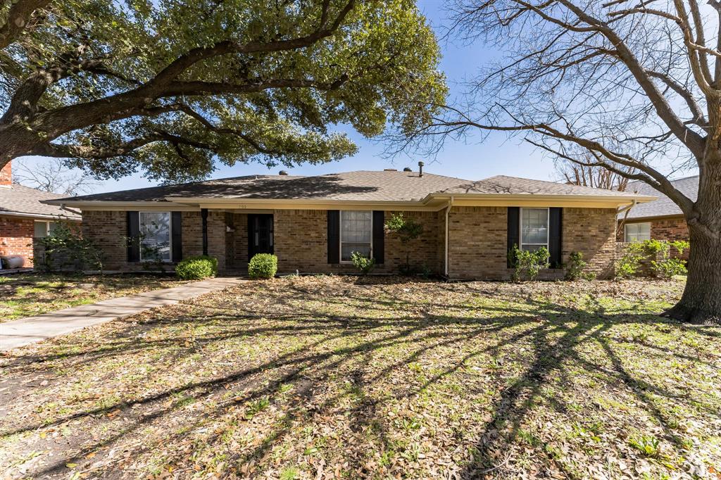 705 S Grove Road Property Photo