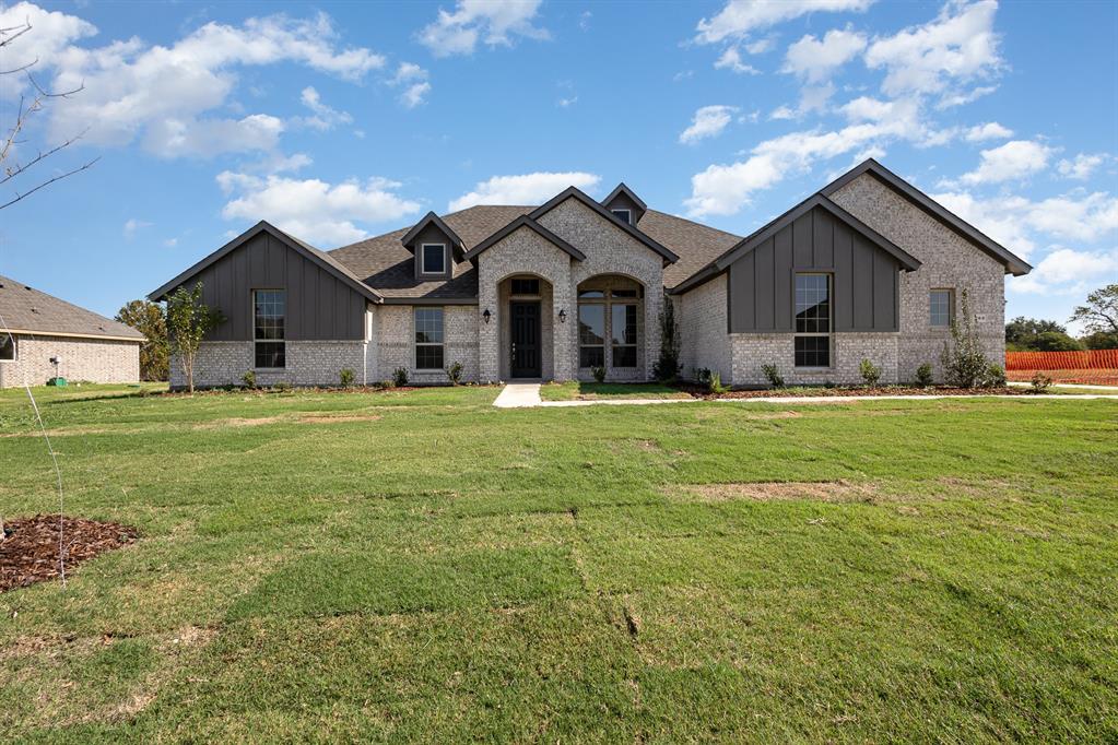 260 Crystal Lake Lane Property Photo 1
