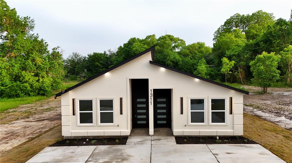 1311 Oneal Street Property Photo