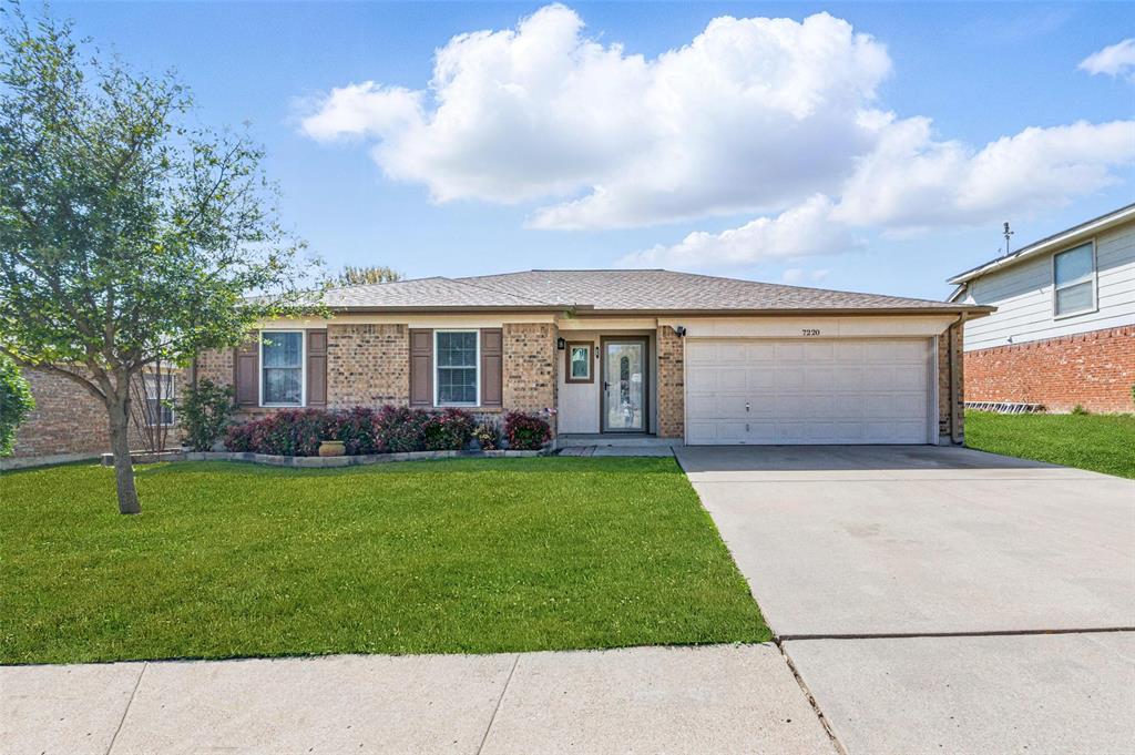 7220 Royal Oak Drive Property Photo