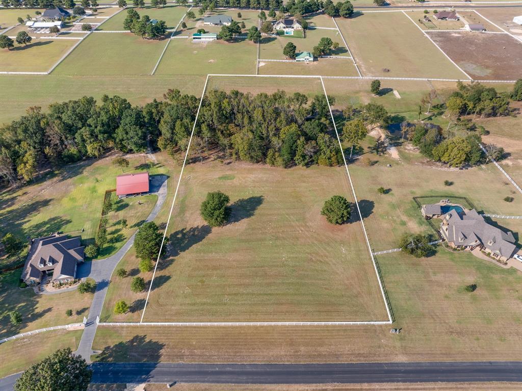23180 Bridle View Drive Property Photo