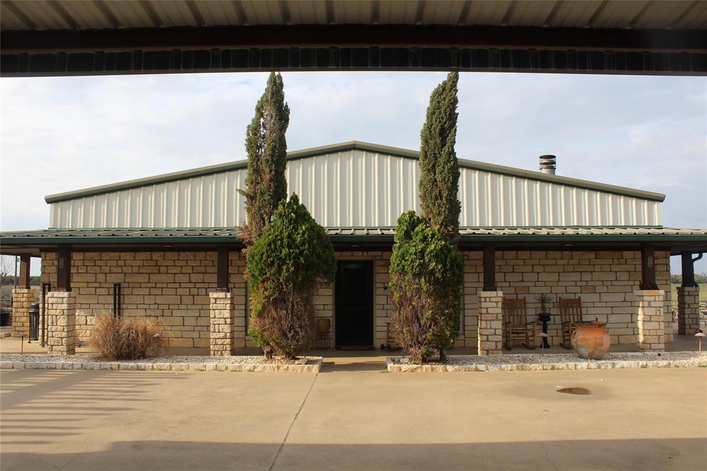 2820 Talbert Ranch Road Property Photo 1