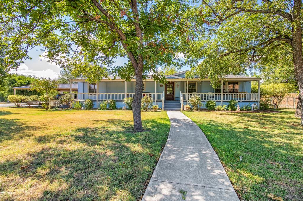 212 E Mesquite Street Property Photo