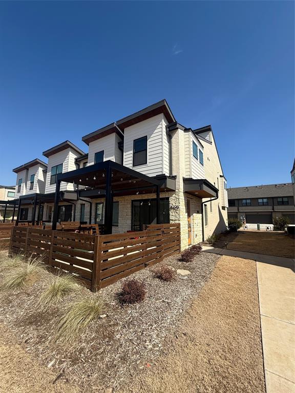 860 Cavitt Court Property Photo