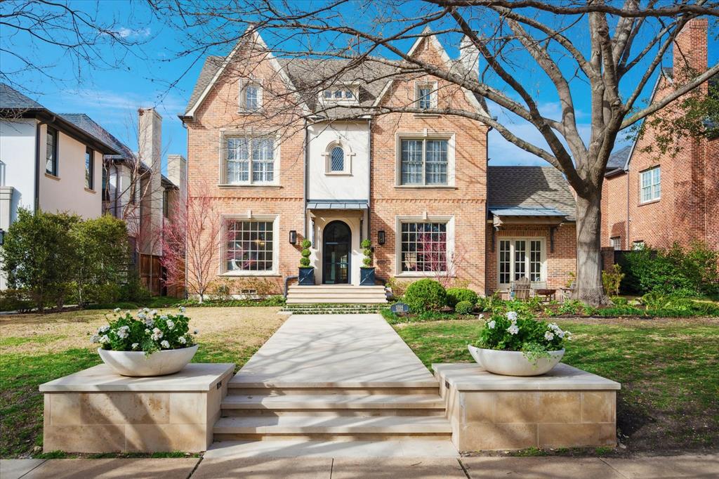 3704 Hanover Street Property Photo