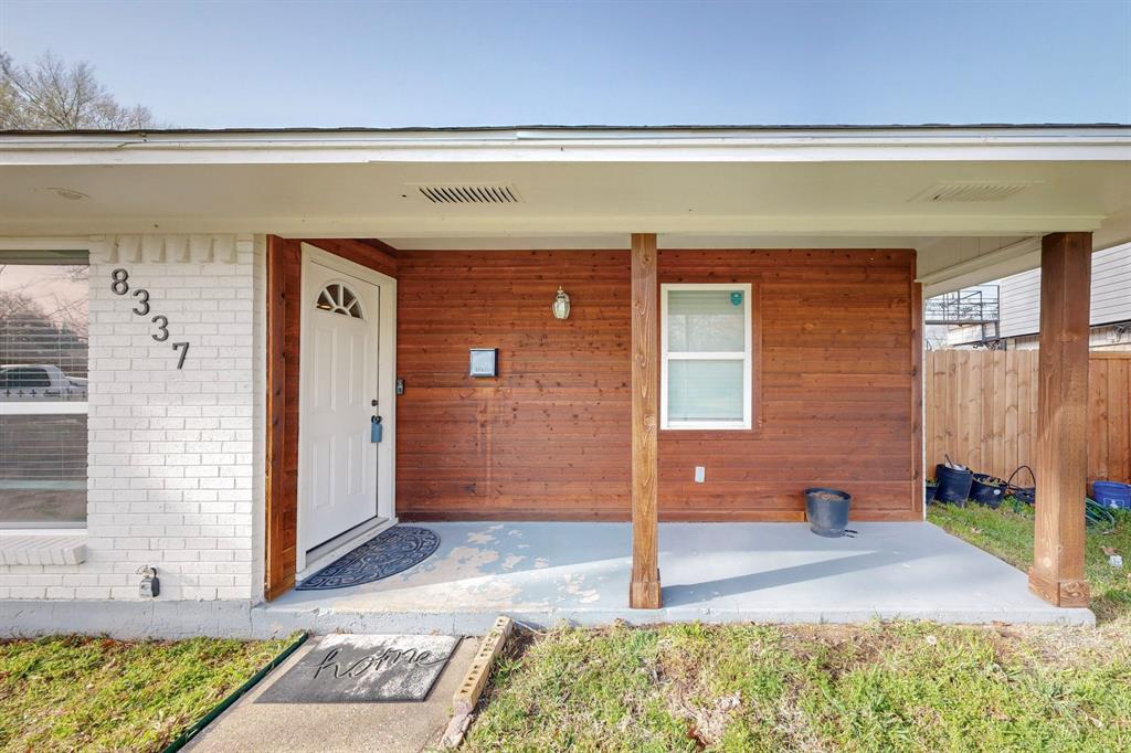 8337 Rayville Drive Property Photo 1