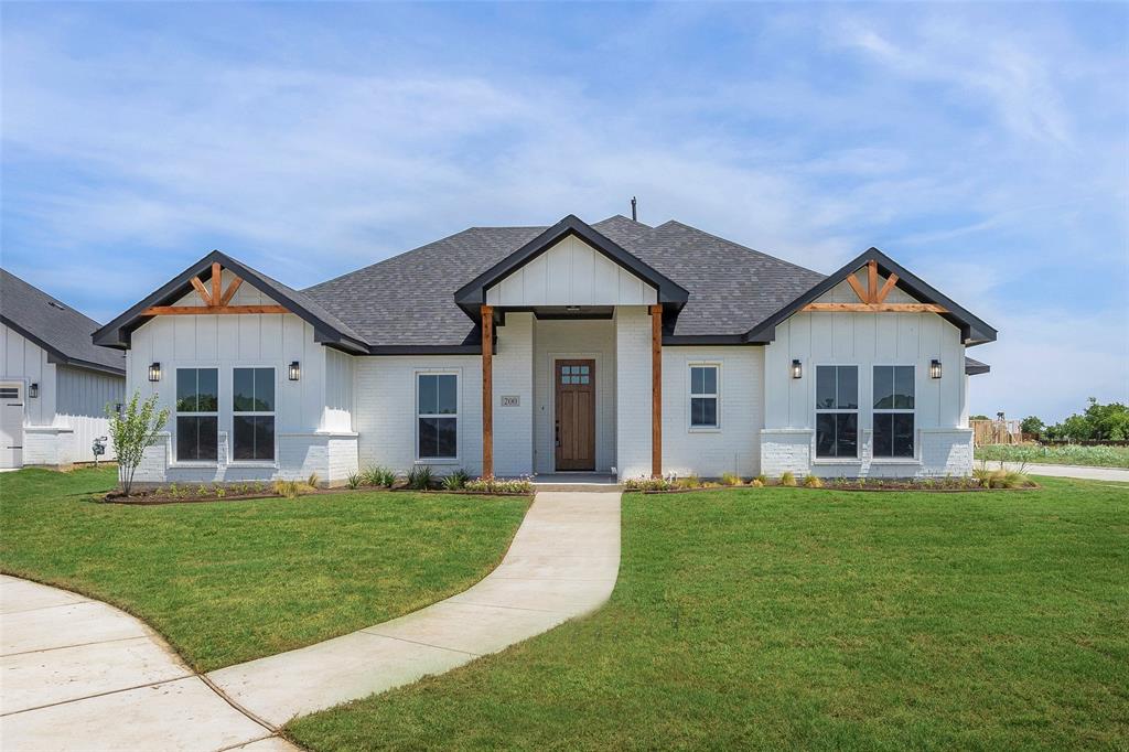 200 Cliff Court Property Photo
