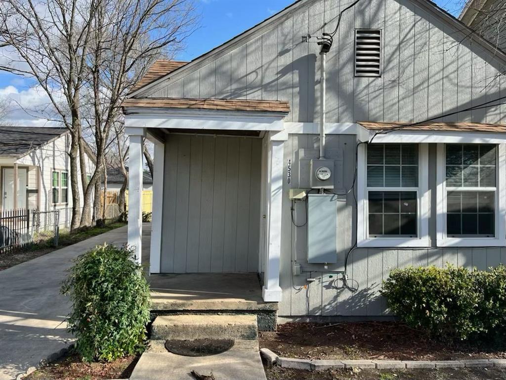 4530 Jamaica Street Property Photo