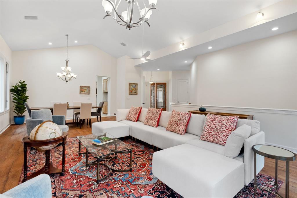 2305 Barton Creek Boulevard 36 Property Photo 1