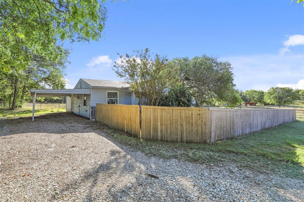 1206 N Business Property Photo