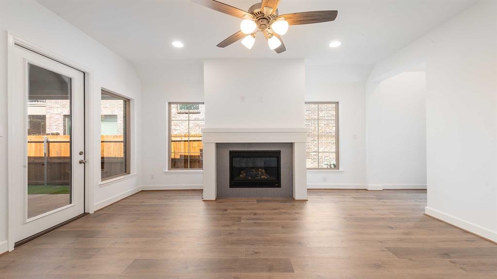4124 Hudson Street Property Photo 10