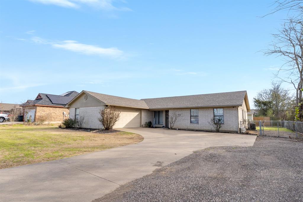 212 E Pine Street Property Photo