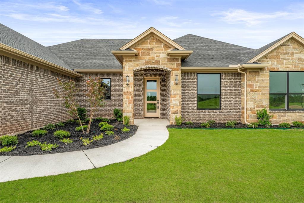 110 Eagle Court Property Photo